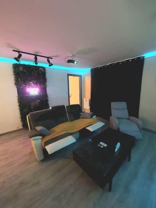 Cinema A Domicile Apartment Morlaix Exterior foto