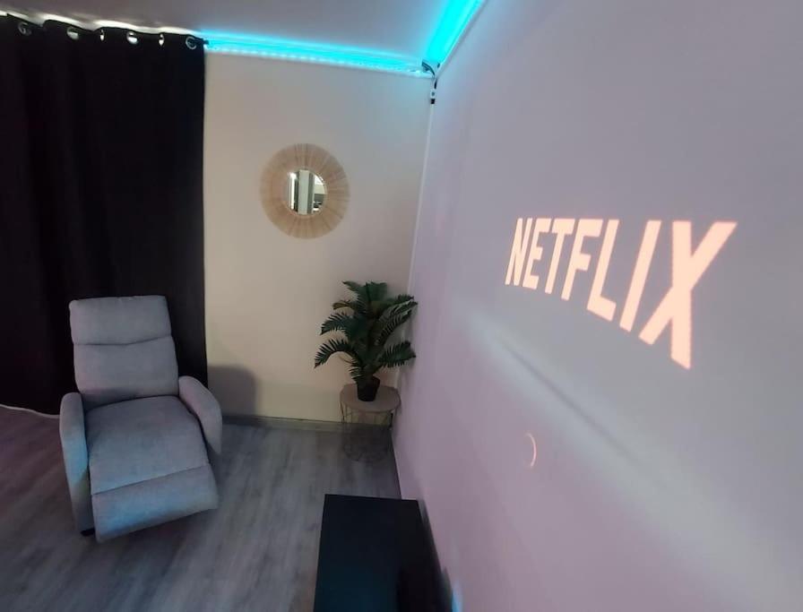 Cinema A Domicile Apartment Morlaix Exterior foto